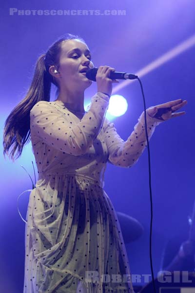 SIGRID - 2017-11-04 - PARIS - Grande Halle de La Villette - 